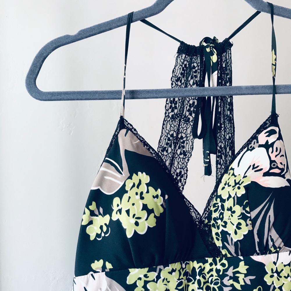 CHARLOTTE RUSSE | Black Floral Dress with Lace